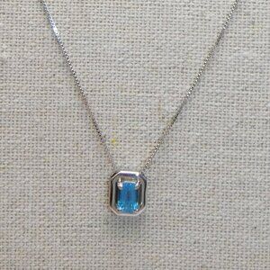 Aquamarine Stone on 14K White Gold Necklace